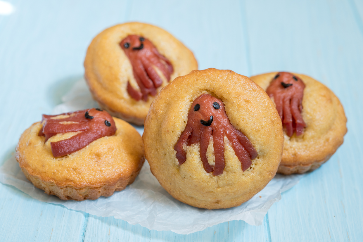 corn dog muffins