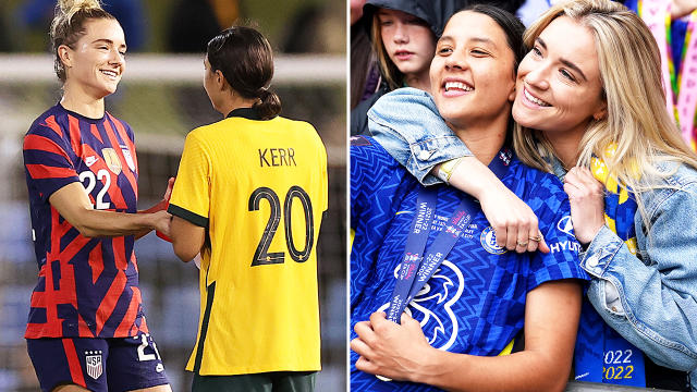 Sam Kerr congratulates Kristie Mewis for making USWNT roster