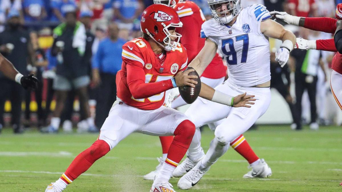 Chiefs News: Concerns rise after blowout loss to Bills - Yahoo! Sports -  Arrowhead Pride