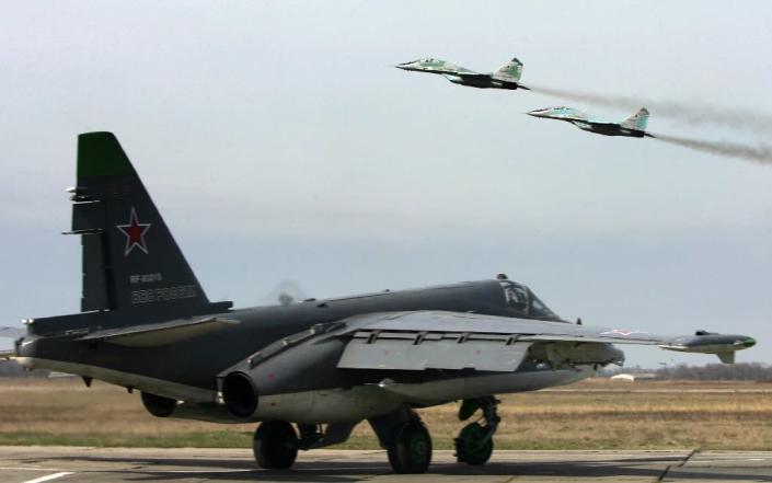 Russian warplanes have been flying over Syrian territory since September 30 (AFP Photo/Sergey Venyavsky)