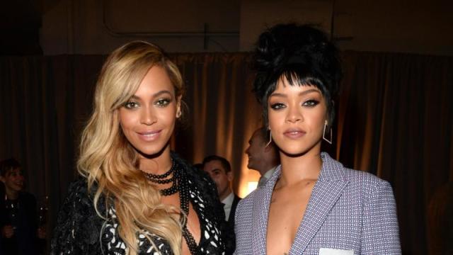 Rihanna Wants Beyoncé To Strip Down For Her Savage X Fenty Brand - Yahoo  Sports