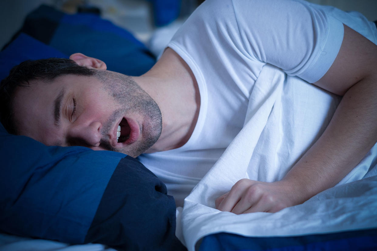 Stop snoring with these six expert-recommended snoring aids. (Photo: Getty Images)