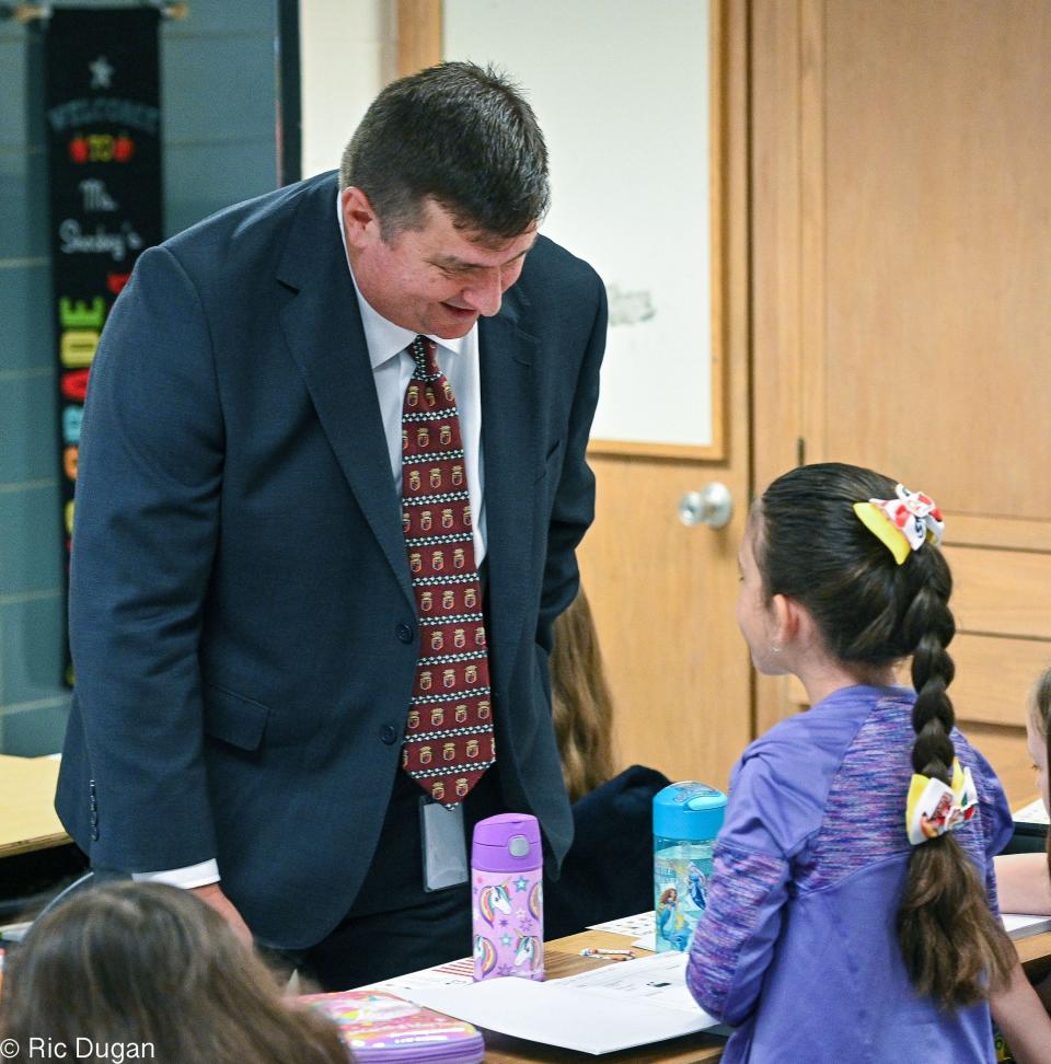 In this file photo, Washington County Public School Superintendent Dr. David Sovine talks to a student during his visit to Emma K. Doub Elementary School on Monday, the first day of classes in 2023. Ric Dugan/Herald-Mail