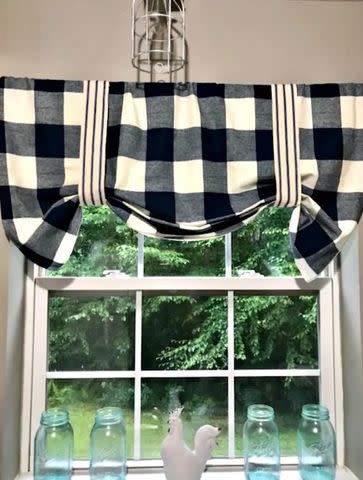 <p><a href="https://ourcraftymom.com/easy-to-diy-no-sew-buffalo-check-curtains/" data-component="link" data-source="inlineLink" data-type="externalLink" data-ordinal="1" rel="nofollow">Our Crafty Mom</a></p>