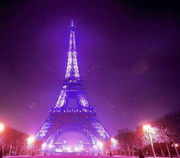 Nach dem Tod von Prince: Die Welt leuchtet in "Purple Rain"