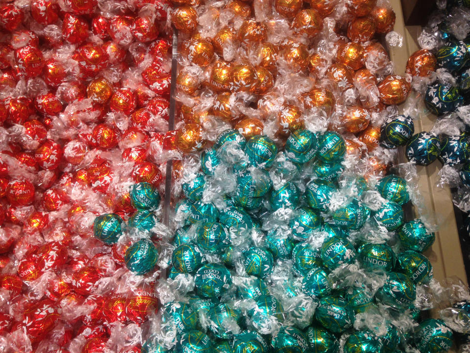 Assorted premium Lindt chocolates on display at the Lindt &amp; Sprüngli chocolate shop during the Christmas holidays in Toronto, Ontario, Canada. (Photo by Creative Touch Imaging Ltd./NurPhoto via Getty Images)