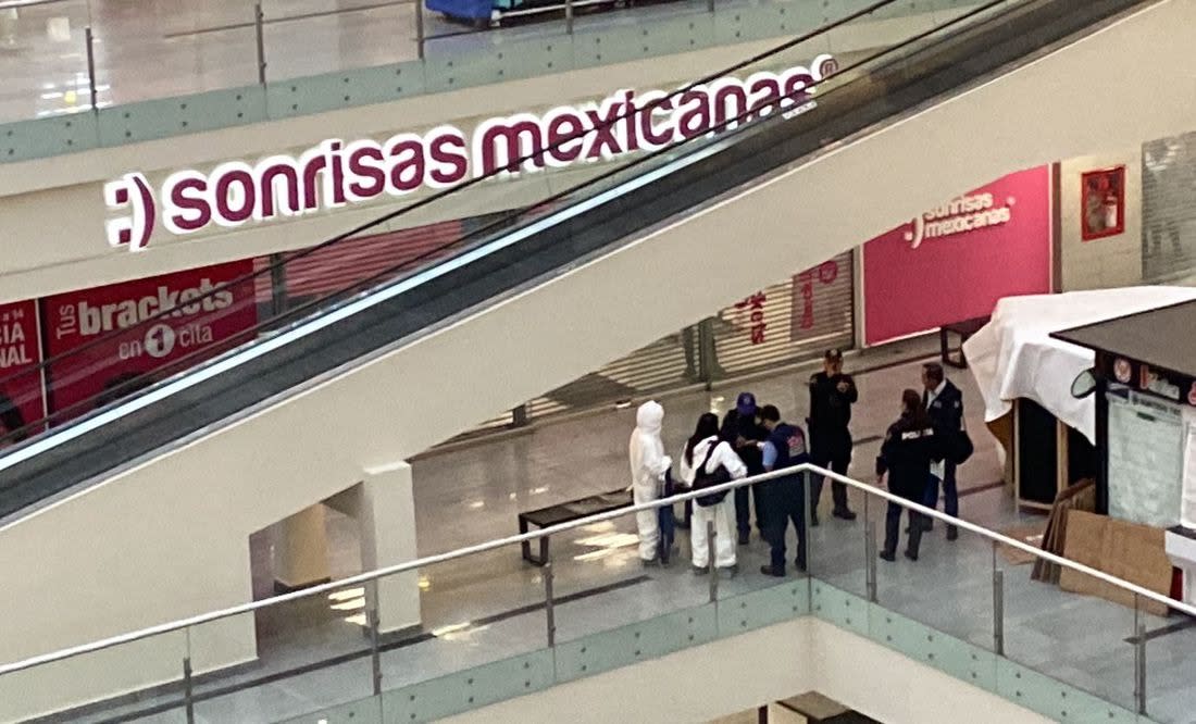 Muere hombre tras arrojarse desde el tercer piso del Town Center El Rosario