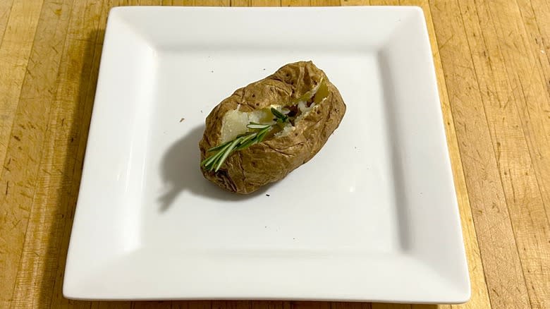 Jacques Pépin's Quickest Baked Potato