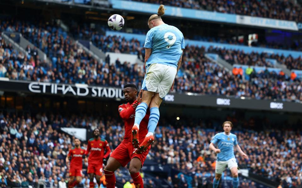 Manchester City's Erling Braut Haaland scores their second goal