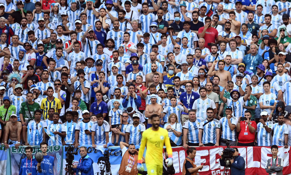 Los fanáticos tienen prohibido beber cerveza en los estadios (Foto: REUTERS/Annegret Hilse)