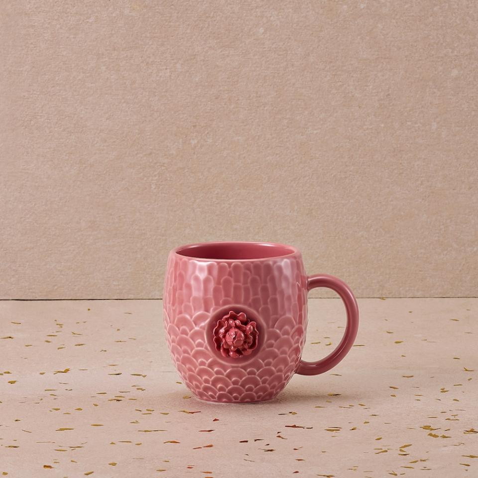 Starbucks Pink Dragon Scales and Flower Ceramic Mug 14oz S$29.90