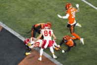 Kansas City Chiefs running back Isiah Pacheco (10) runs in for a touchdown against the Cincinnati Bengals in the second half of an NFL football game in Cincinnati, Fla., Sunday, Dec. 4, 2022. (AP Photo/Joshua Bickel)