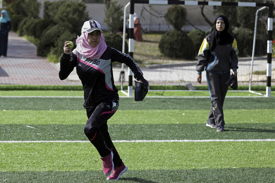 Palestinian women try to bring baseball to Gaza