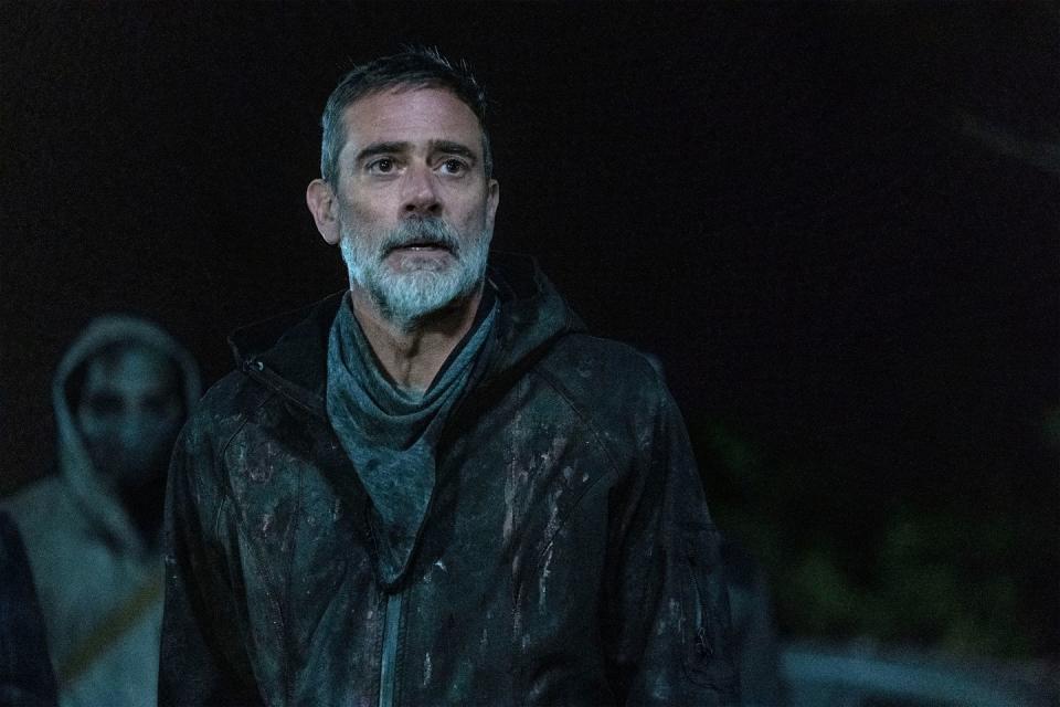 jeffrey dean morgan as negan, the walking dead season 11