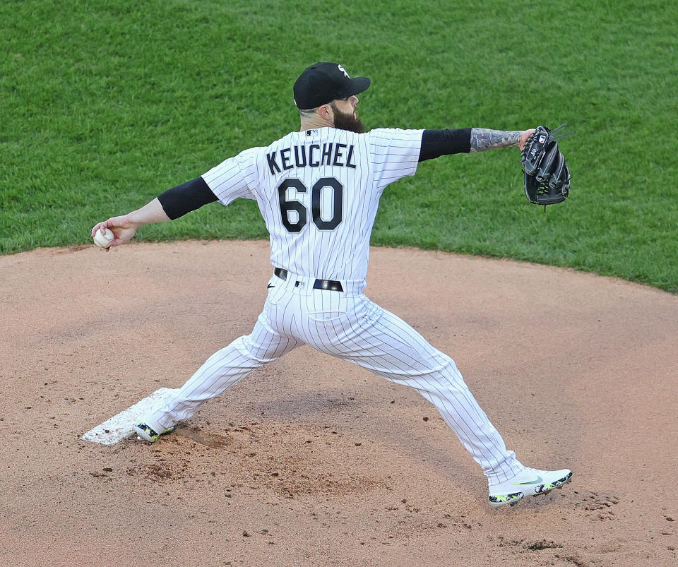 CHICAGO, ILLINOIS - MAY 12: Starting pitcher Dallas Keuchel #60 of the Chicago White Sox delivers the ball against the Minnesota Twins at Guaranteed Rate Field on May 12, 2021 in Chicago, Illinois. (Photo by Jonathan Daniel/Getty Images)