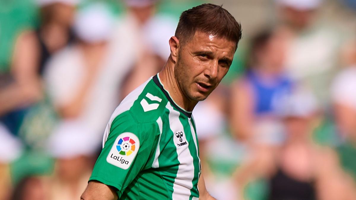 Se retira la leyenda del Betis y ex extremo de España Joaquín