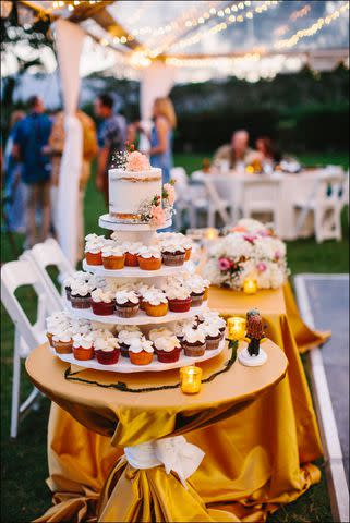 rustic cupcake wedding cakes