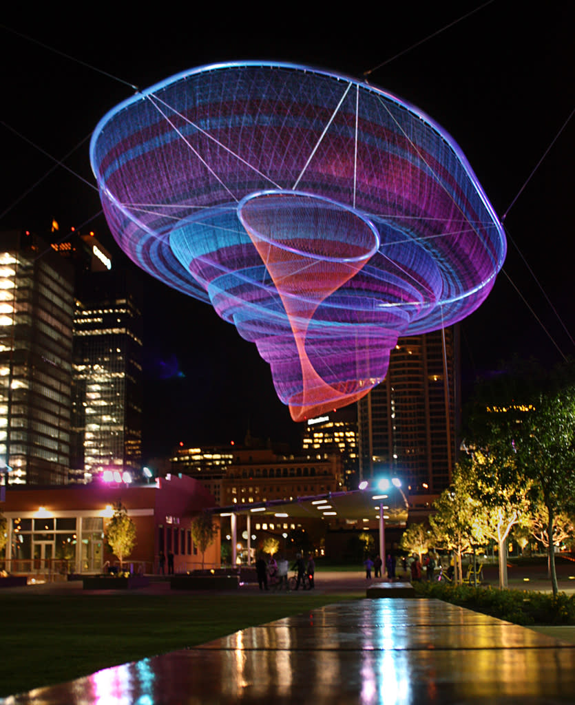 001PHX_Echelman_PhotoChristinaOHaver_YYMGJH_cr_1MB