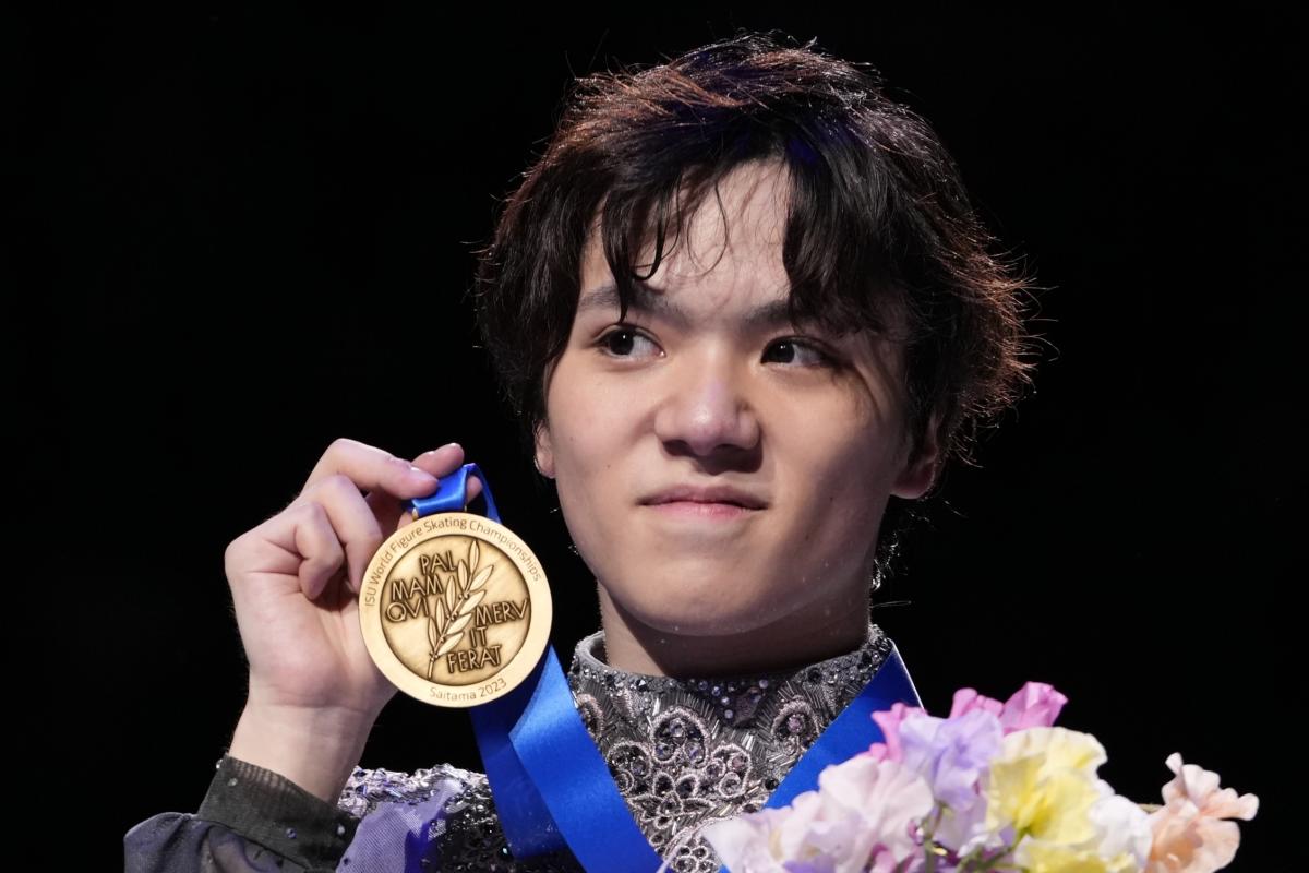 Japan's Sakamoto wins third straight figure skating women's world title -  Yahoo Sports