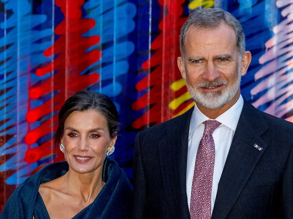 Letizia und Felipe mussten sich zu Beginn ihrer Liebe gegen etliche Zweifler behaupten - und auch als Königspaar stehen sie vor so mancher Herausforderung. (Bild: Action Press/Royal Press Europe)