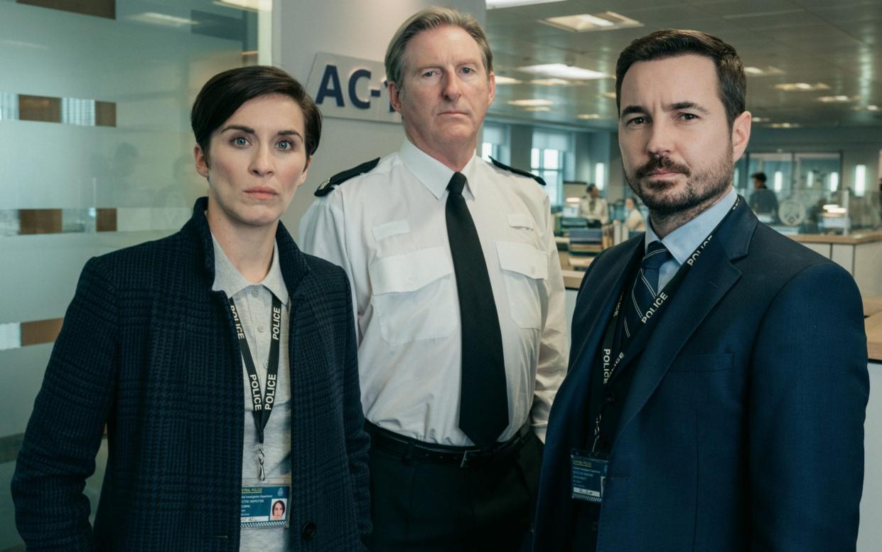 Fleming (Vicki McClure), Hastings (Adrian Dunbar) Arnott (Martin Compston) line of duty - BBC