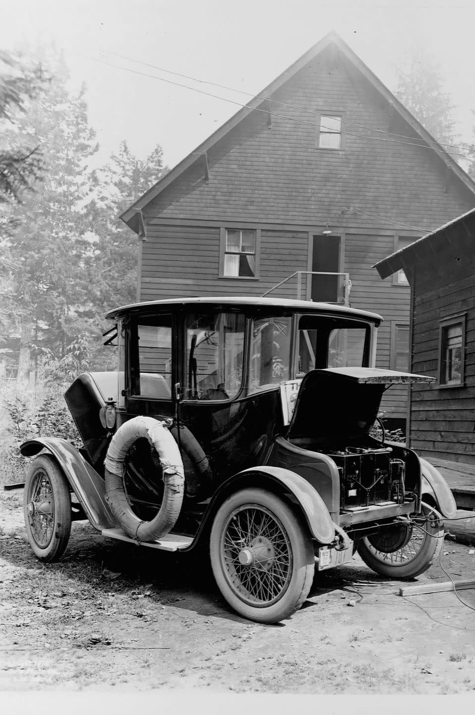 1920: Detroit Electric