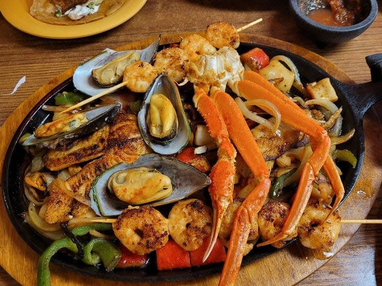 La Jaiba Seafood Fajitas