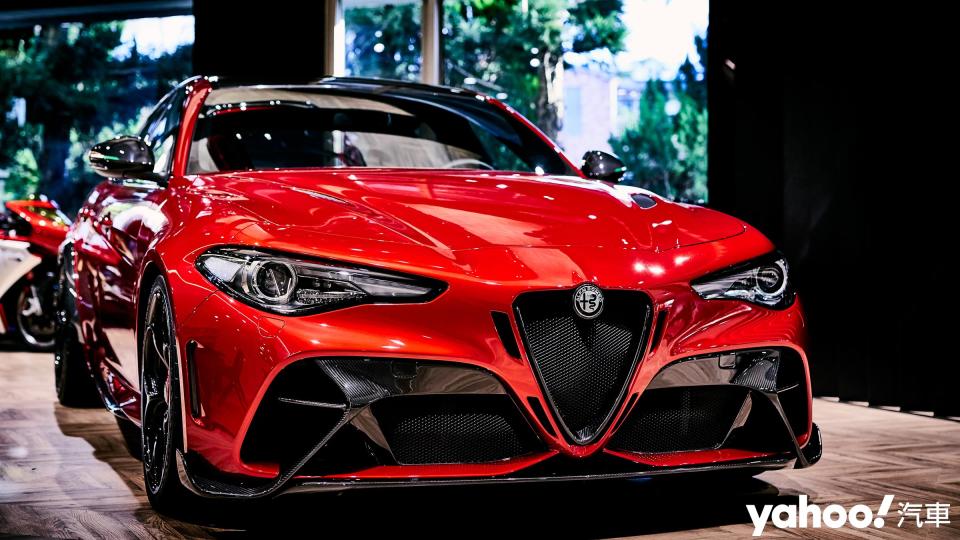 Alfa Romeo Giulia GTAm抵台！限量500輛、售價1380萬的超級茱莉亞究竟狂在哪？！