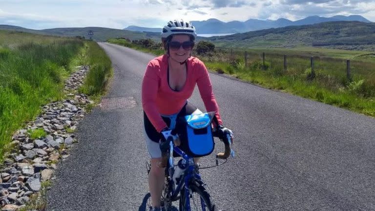 Antes de enfermarse, Adams salía casi todos los días a andar en bicicleta