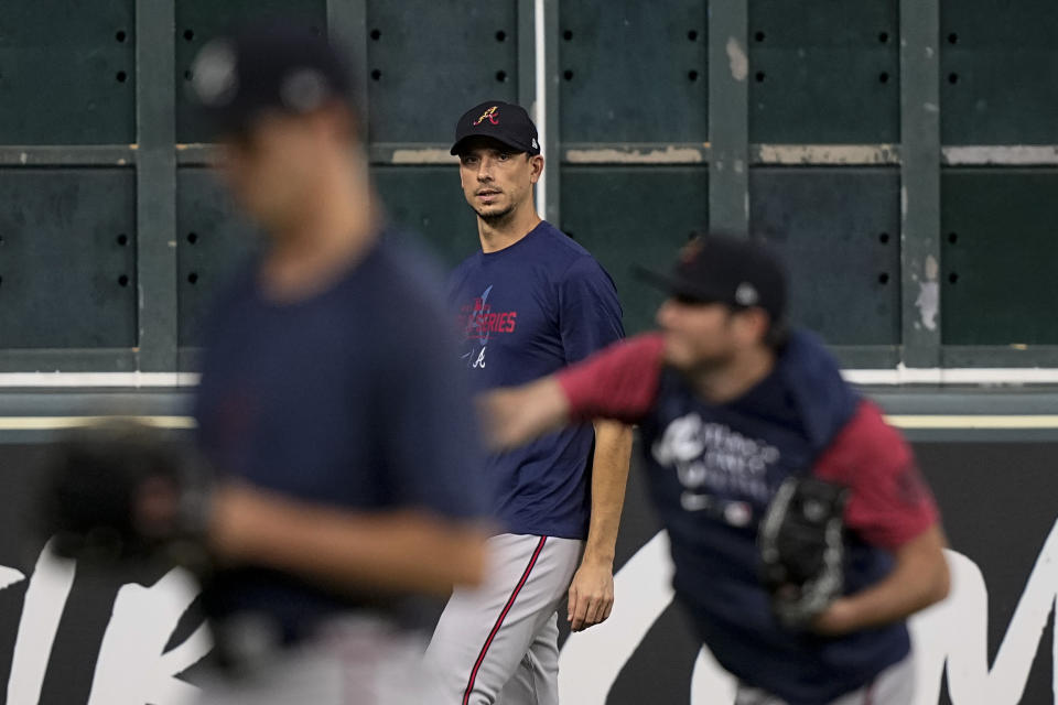 Atlanta Braves starting pitcher Charlie Morton watches during batting practice Monday, Oct. 25, 2021, in Houston, in preparation for Game 1 of baseball's World Series tomorrow between the Houston Astros and the Atlanta Braves. (AP Photo/David J. Phillip)