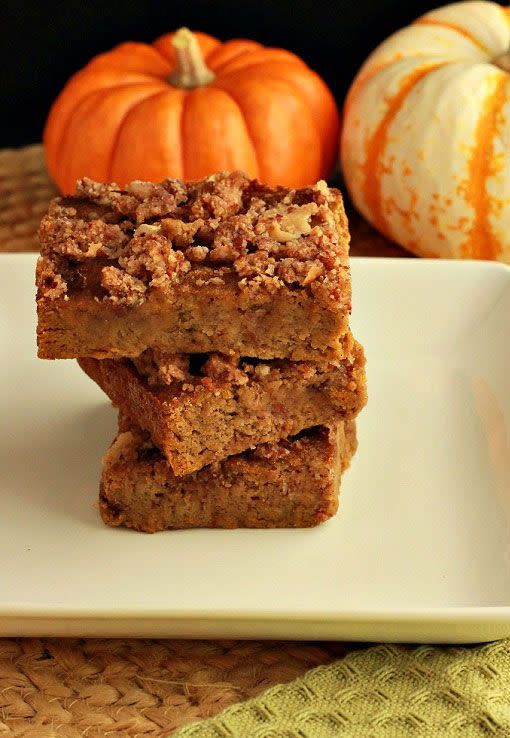 39) Pumpkin Crumble Bars