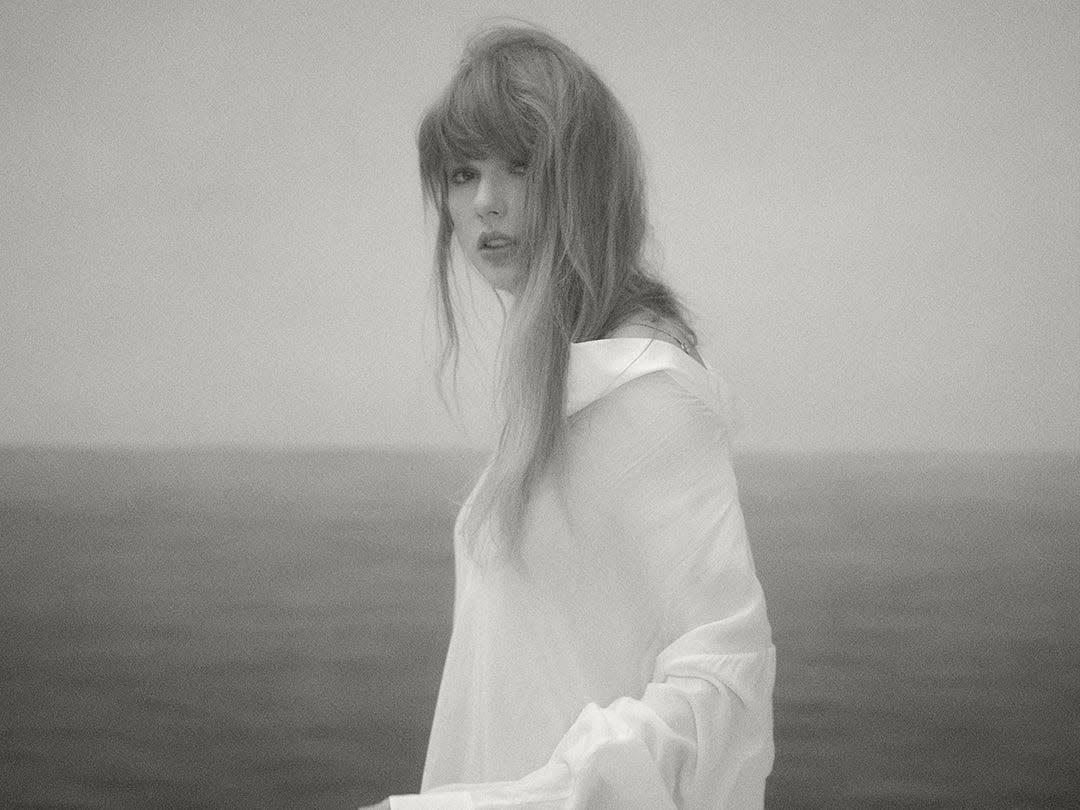 taylor swift the tortured poets department press photo the albatross