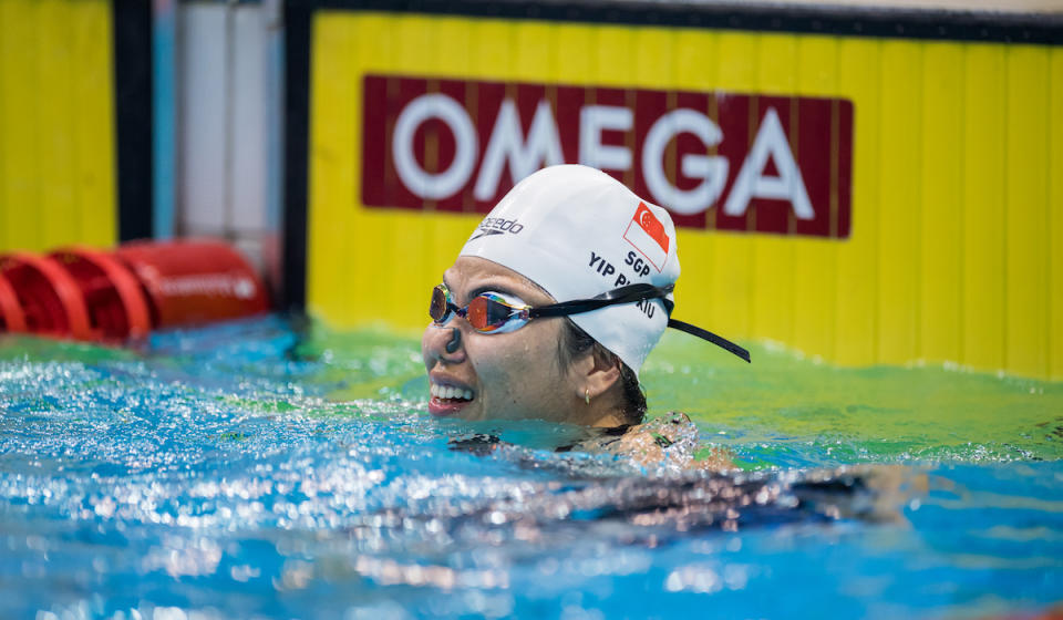 Perenang Singapura Yip Bin Xiu setelah mencetak rekor dunia dalam nomor 200m gaya bebas (S2) putri di Kejuaraan Renang Para Para Kota Dunia.  (Foto: Singapore Disabled Sports Council)