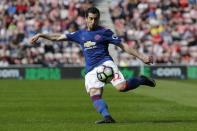 Britain Football Soccer - Sunderland v Manchester United - Premier League - Stadium of Light - 9/4/17 Manchester United's Henrikh Mkhitaryan in action Reuters / Russell Cheyne Livepic