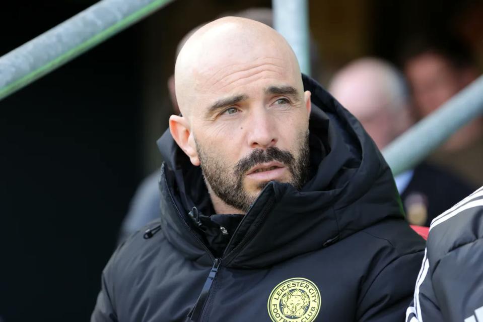 Enzo Maresca in the dugout for Leicester City