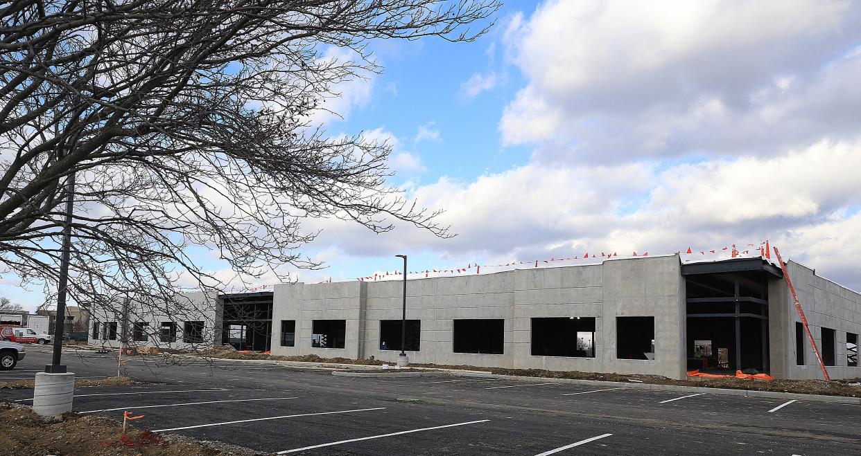 Mac Tools is on track to open its new corporate headquarters in a VanTrust Real Estate building at 5195 Blazer Parkway in Dublin by the end of March.