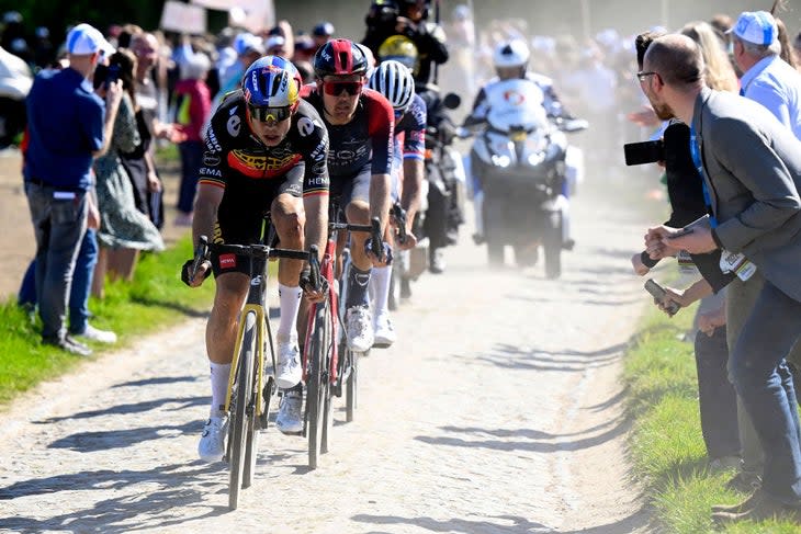 <span class="article__caption">Game faces on the pave.</span> (Photo: Getty)