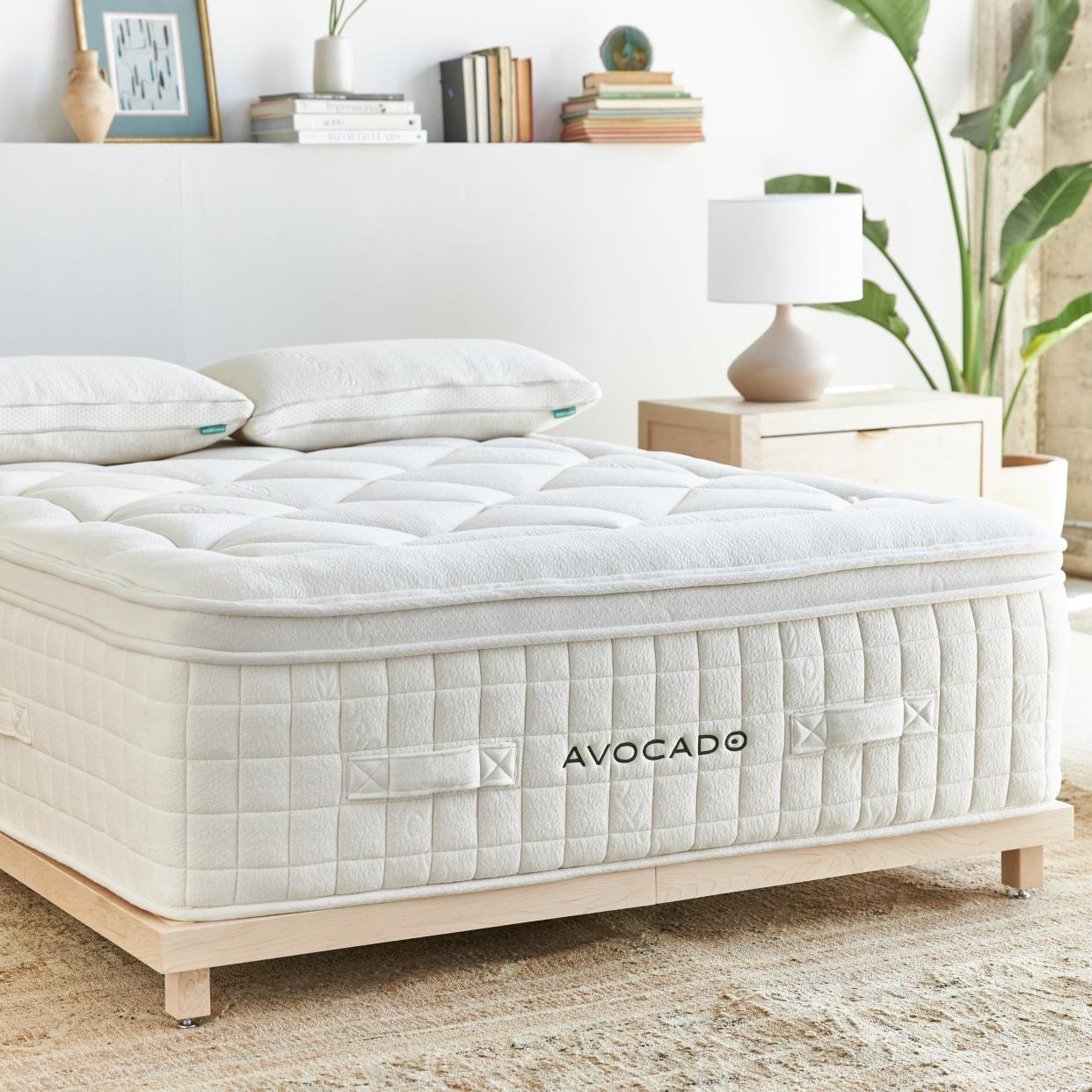 Avocado Organic Luxury Mattress (Avocado / Avocado)