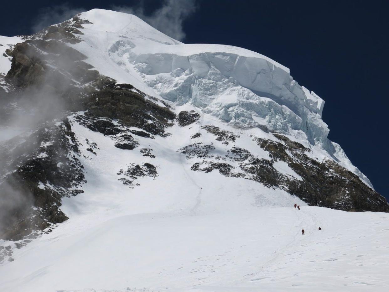 The view just before K2's gully and traverse.
