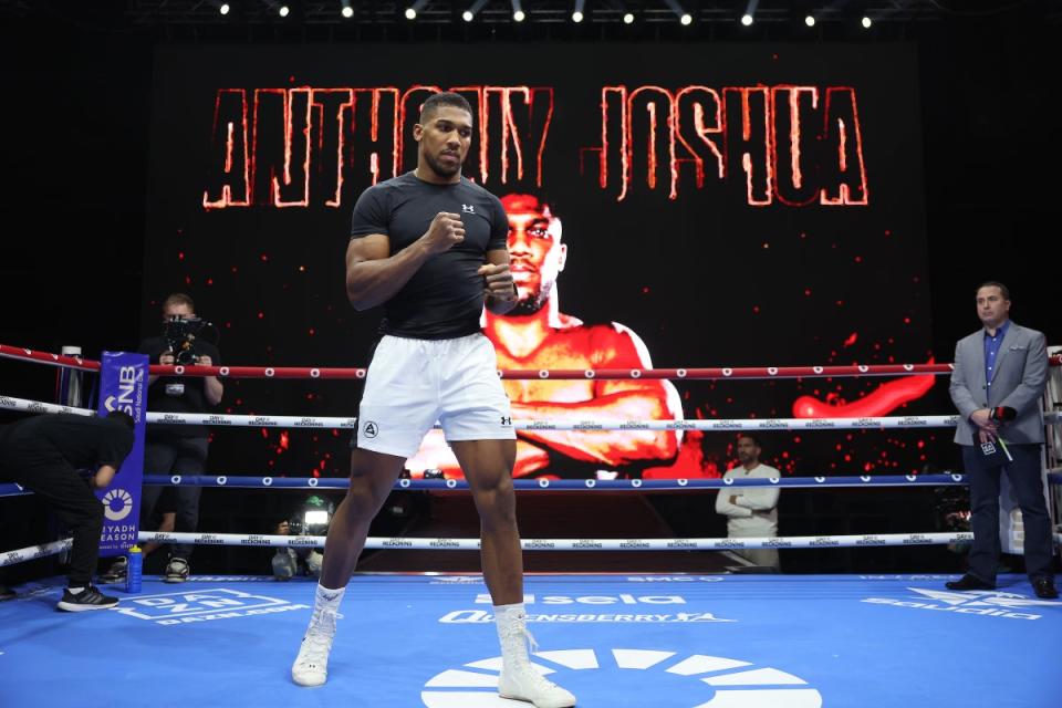 Joshua working out ahead of this weekend's 'Day Of Reckoning' (Mark Robinson/Matchroom Boxing)