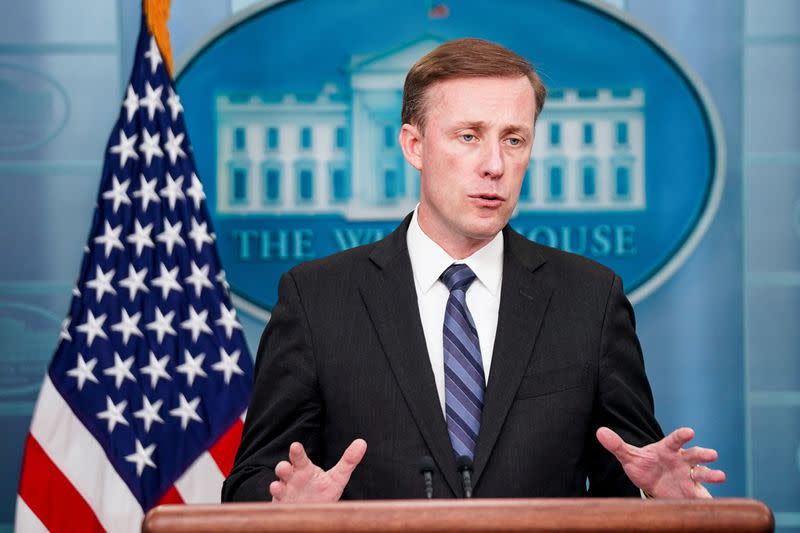 FOTO DE ARCHIVO. El asesor de seguridad nacional de la Casa Blanca, Jake Sullivan, habla durante una conferencia de prensa en la Casa Blanca en Washington, D.C., EEUU