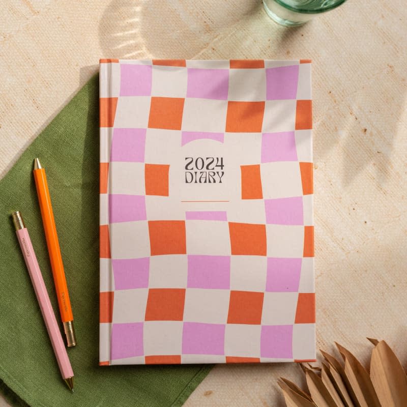 2024 Diary A5 Hardcover Week to View Planner