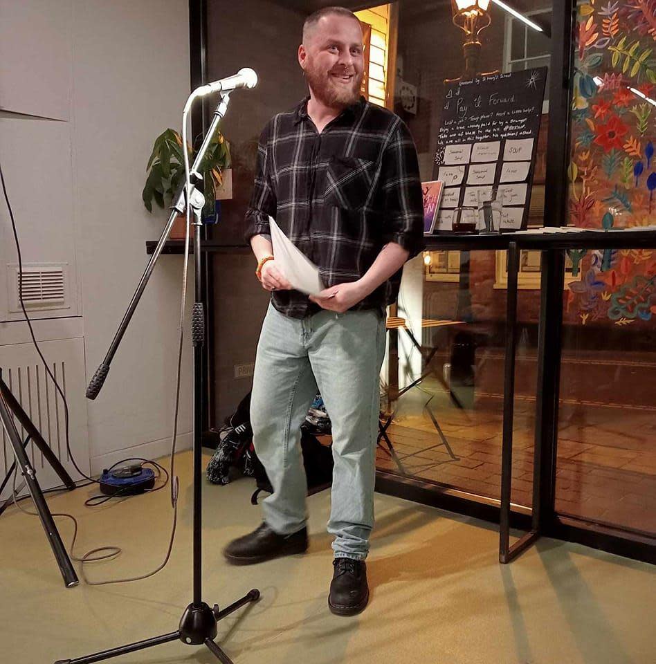 Gazette: Wordsmith - Ricci Read of Poetry at Events Image: Billie Vasquez-Walters