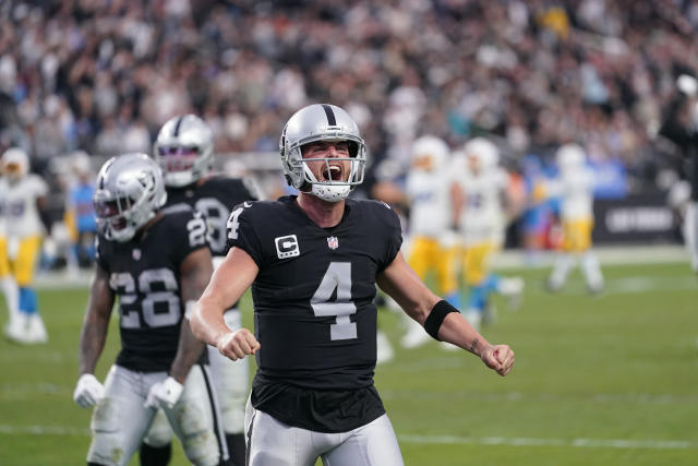 Raiders' Carr, Adams ready to reunite in real time in opener - The San  Diego Union-Tribune