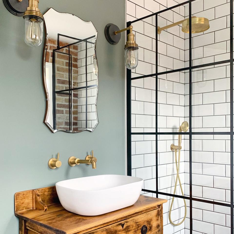 Use matching brassware to create harmony