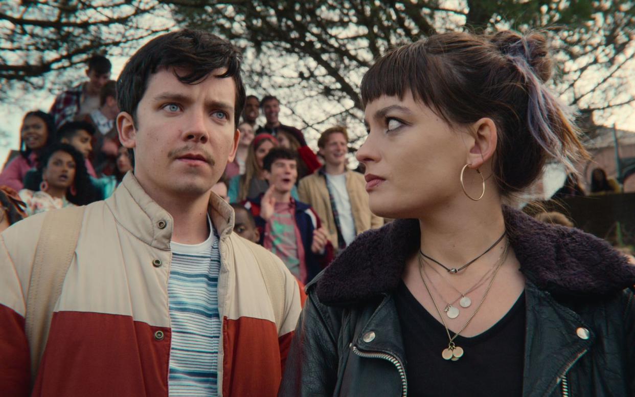 Ob Otis (Asa Butterfield) und Maeve (Emma Mackey) in der vierten Staffel von "Sex Education" endlich zueinanderfinden? (Bild: Netflix)