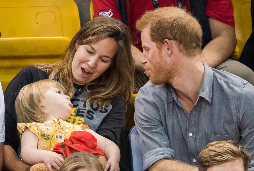 He then stuck his tongue out at the girl after she got one over on him.