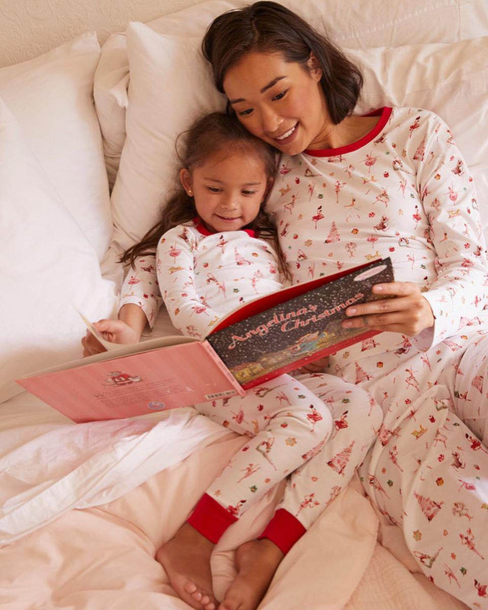 matching family holiday pajamas