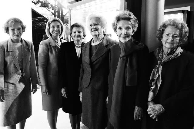 <p>David Hume Kennerly/Getty</p> Rosalynn Carter, Hillary Clinton, Betty Ford, Barbara Bush, Nancy Reagan and Lady Bird Johnson