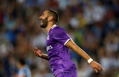 Football Soccer - Espanyol v Real Madrid - Spanish La Liga Santander - RCDE stadium, Cornella - El Prat, Spain - 18/09/16 Real Madrid's Karim Benzema reacts. REUTERS/Albert Gea